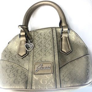 Guess F-60 gold hand bag bling logo/heart charm